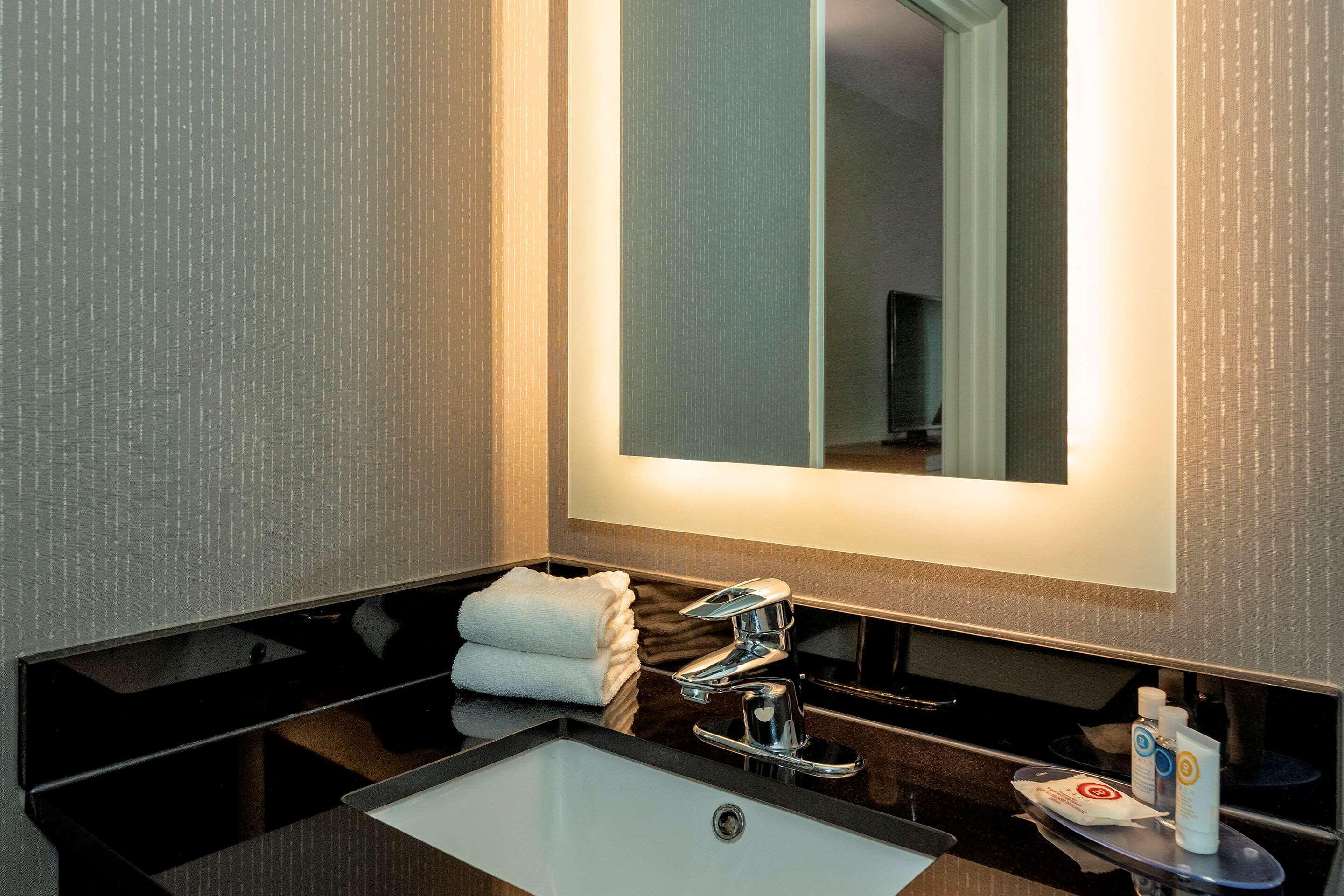 Comfort Inn Ottawa Ngoại thất bức ảnh